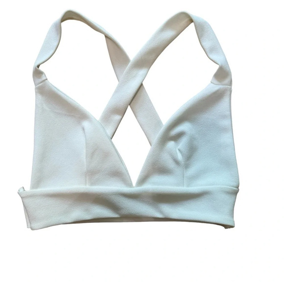 🔹5/$25🔹 PrettyLittleThing Off White Crepe Wrap Bralet. Women’s Size  2 - Picture 2 of 9